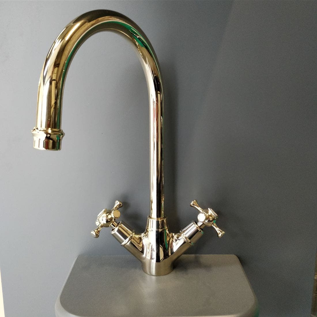 Kitchen & Commercial Taps